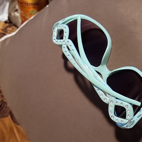 Seafoam Green Rhinestone Sunglasses - Picture 7 of 8
